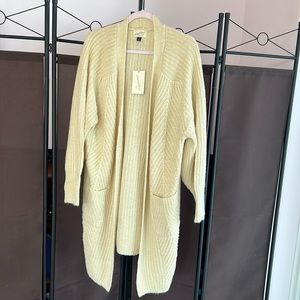 Universal Thread Good Co Ivory Sweater with Pockets XL